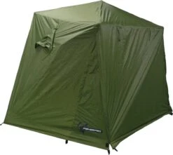 FisherPro Karpertent Met Stormcover – Vistent – Tent - Bescherming Tegen Zon En Wind – 100% Waterdichte Stormhoes – Met Handige Meeneemtas – Ook Geschikt Als Strandtent Of Festivaltent – Extra Veiligheid En Warmte Door Stormcover 31 FisherPro Karpertent Met Stormcover – Vistent – Tent - Bescherming Tegen Zon En Wind – 100% Waterdichte Stormhoes – Met Handige Meeneemtas – Ook Geschikt Als Strandtent Of Festivaltent – Extra Veiligheid En Warmte Door Stormcover -Beste Kampeer Winkel 1200x1074 2