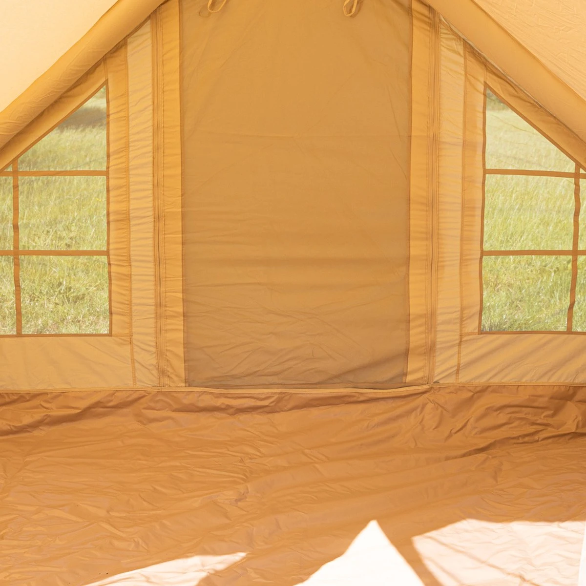 Opblaasbare Vier Persoons Tent Beige 300x200x210 Cm 14 Opblaasbare Vier Persoons Tent Beige 300x200x210 Cm - Afbeelding 12