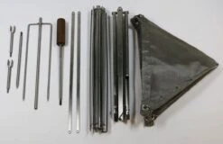 Firekorf + Grill + Spit : Opvouwbare Vuurkorf / Vuurschaal Met Rooster En Spit - Draagbare BBQ - Opbergtas - Kampeer Grill - Kookset -Beste Kampeer Winkel 1200x775 2