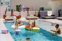 Merkloos Polarbox - Koelbox - Met Schouderband - Paars - 12 Liter - 40x26x(H)23cm -Beste Kampeer Winkel 1200x798 1