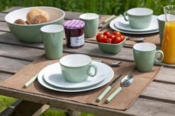 Bo-Camp Servies - Campingbord - 100% Melamine - 16-delig - Groen -Beste Kampeer Winkel 1200x799 79