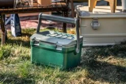 Stanley The Easy Carry Outdoor Cooler 15,1L - Koelbox - Green 17 Stanley The Easy Carry Outdoor Cooler 15,1L - Koelbox - Green -Beste Kampeer Winkel 1200x800 24