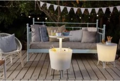 Keter Coolbar Partytafel – Lichtgevend - 49,5x49,5x57cm - Wit -Beste Kampeer Winkel 1200x806 2