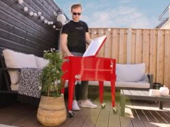 AXI Retro Cooler Rood - Koeler Met Wielen - 76L Inhoud - Koelbox Met Aftapkraan 36 AXI Retro Cooler Rood - Koeler Met Wielen - 76L Inhoud - Koelbox Met Aftapkraan -Beste Kampeer Winkel 1200x900 16