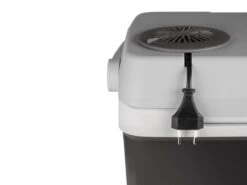 Tristar KB-7532 Koelbox 26 Liter - Koelbox Elektrisch - 12v Autolader En 230v Stopcontact - Koelt & Verwarmt - Grijs 27 Tristar KB-7532 Koelbox 26 Liter - Koelbox Elektrisch - 12v Autolader En 230v Stopcontact - Koelt & Verwarmt - Grijs -Beste Kampeer Winkel 1200x900 3