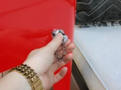 AXI Retro Cooler Rood - Koeler Met Wielen - 76L Inhoud - Koelbox Met Aftapkraan 25 AXI Retro Cooler Rood - Koeler Met Wielen - 76L Inhoud - Koelbox Met Aftapkraan -Beste Kampeer Winkel 1200x900 9