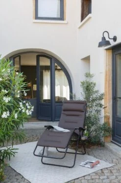 Lafuma RSX Clip Air Comfort - Relaxstoel - Verstelbaar - Inklapbaar- Zero Gravity - Taupe -Beste Kampeer Winkel 800x1200 4