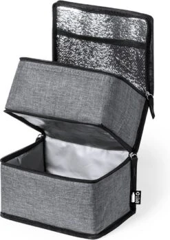 Merkloos Koeltas Met Dubbel Compartiment - Lunchtas - Koeltasje Lunch - Koelelementen - Koud - Warm - Isolatie - Volwassenen - Dames - Heren - 14 X 22 Cm - Polyester - RPET - Aluminium - Grijs 13 Merkloos Koeltas Met Dubbel Compartiment - Lunchtas - Koeltasje Lunch - Koelelementen - Koud - Warm - Isolatie - Volwassenen - Dames - Heren - 14 X 22 Cm - Polyester - RPET - Aluminium - Grijs -Beste Kampeer Winkel 849x1200 3